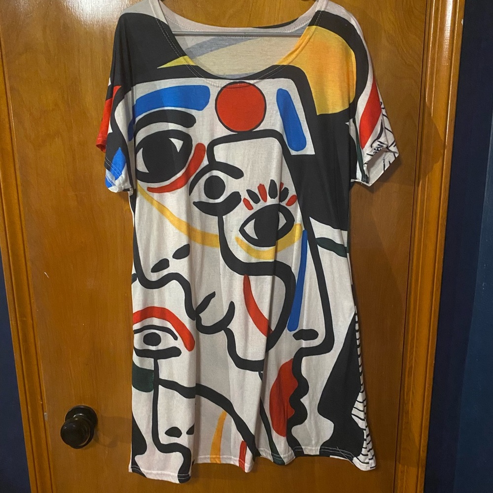 Abstract Face Print T-Shirt Dress